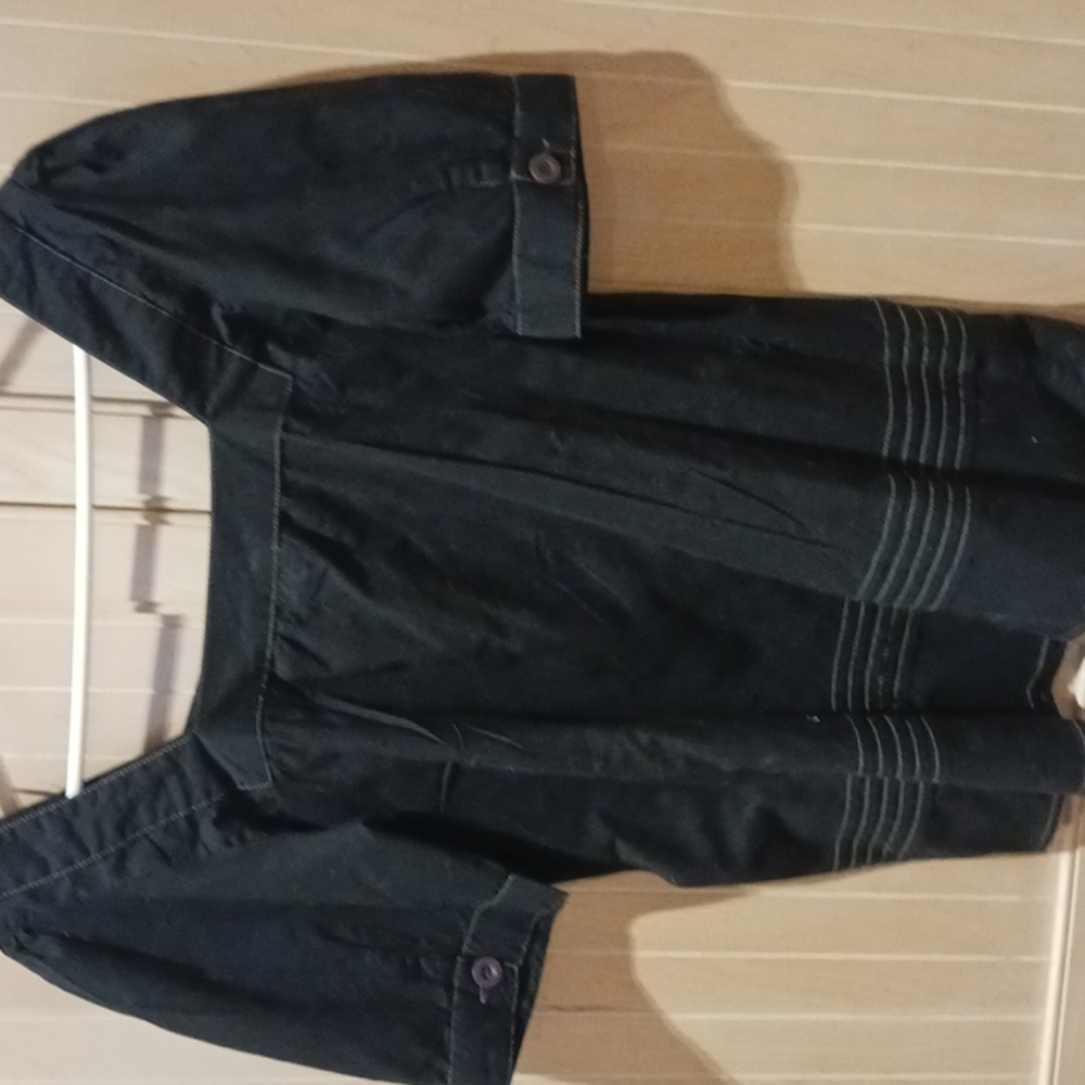 Delia's Square neck blouse with decorative  stitching  and buttons NWOT - Picture 4 of 6